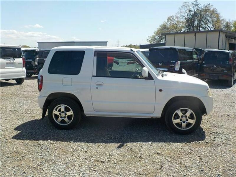 PAJERO MINI
