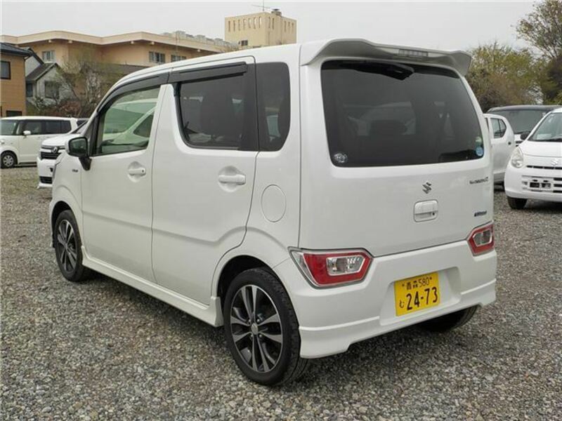 WAGON R