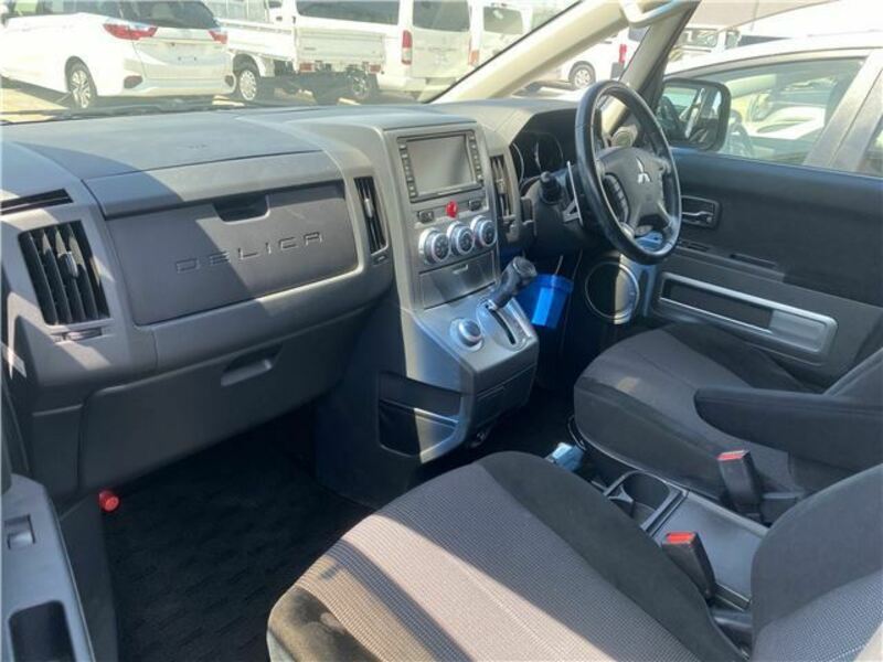 DELICA D5