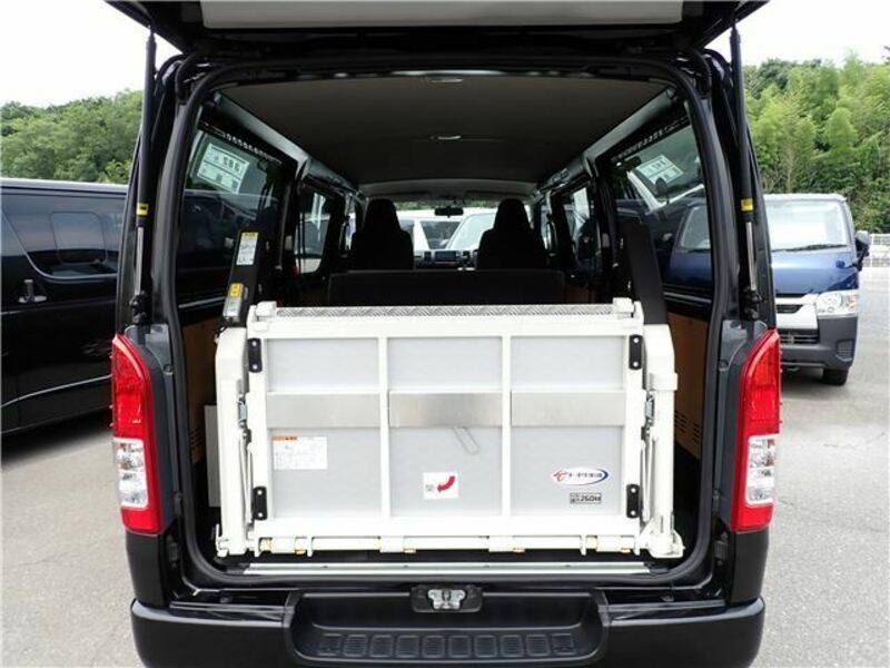 HIACE VAN