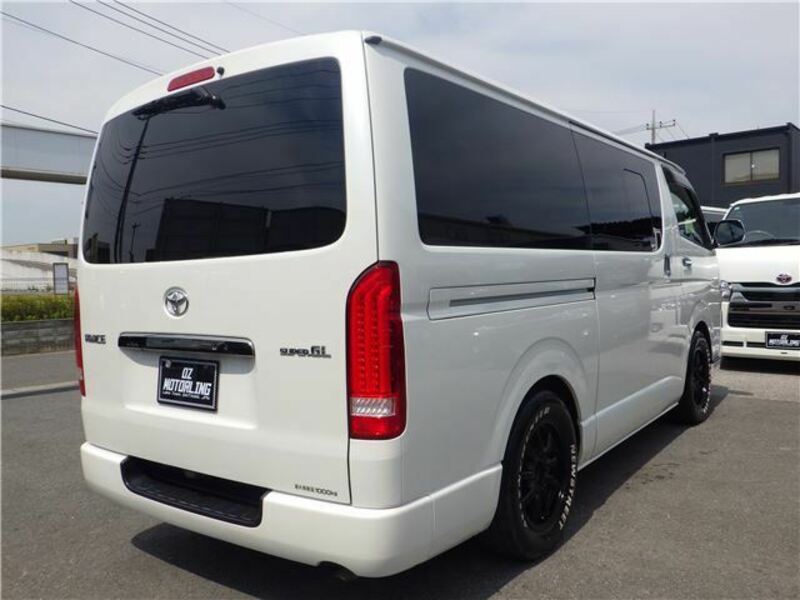 HIACE