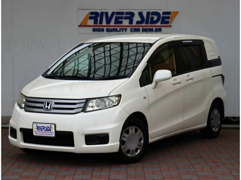 HONDA FREED SPIKE