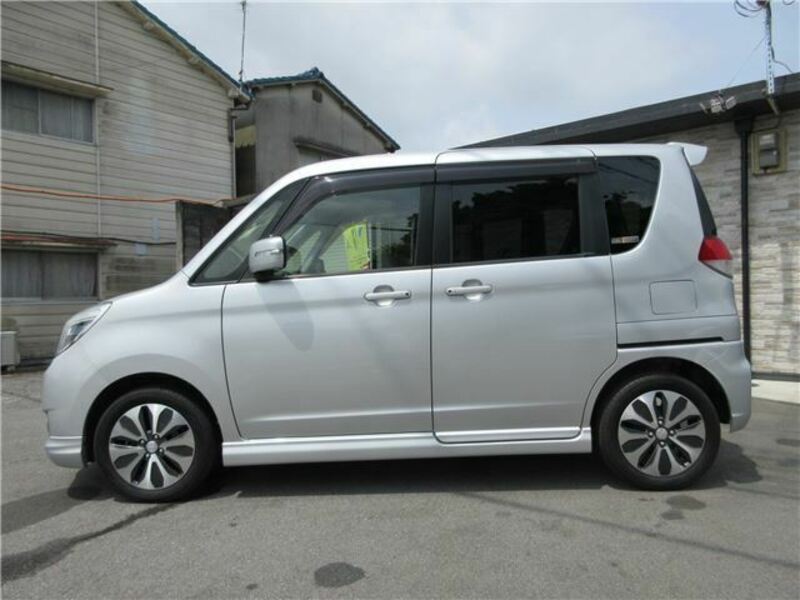 DELICA D2