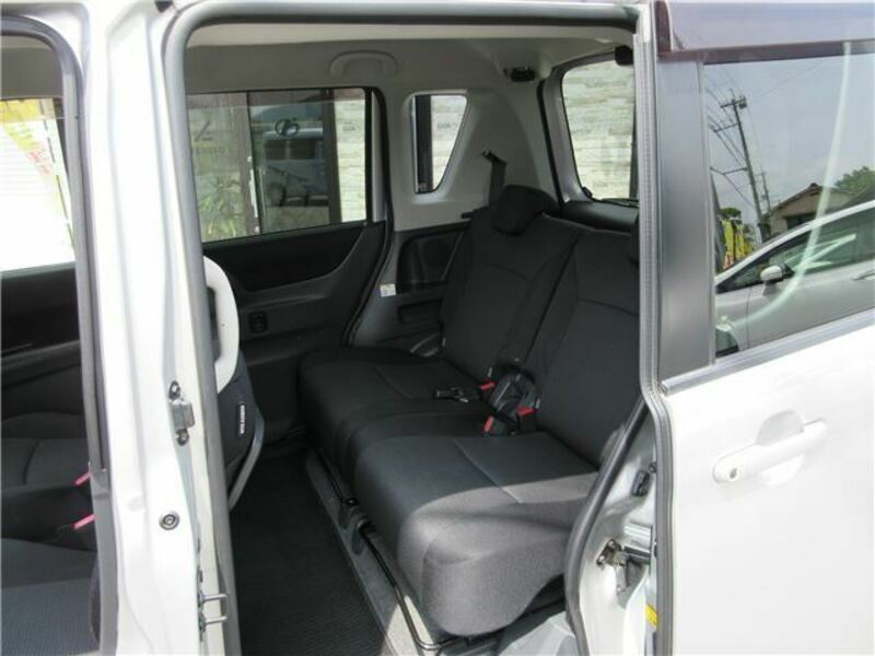 DELICA D2
