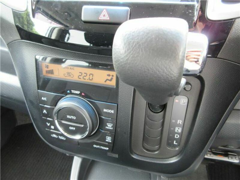 DELICA D2