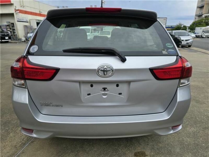 COROLLA FIELDER