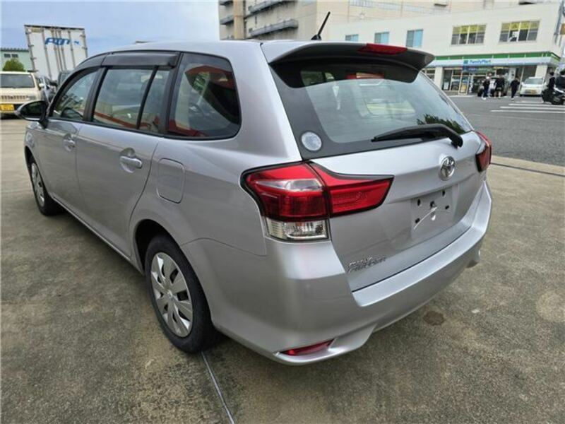 COROLLA FIELDER