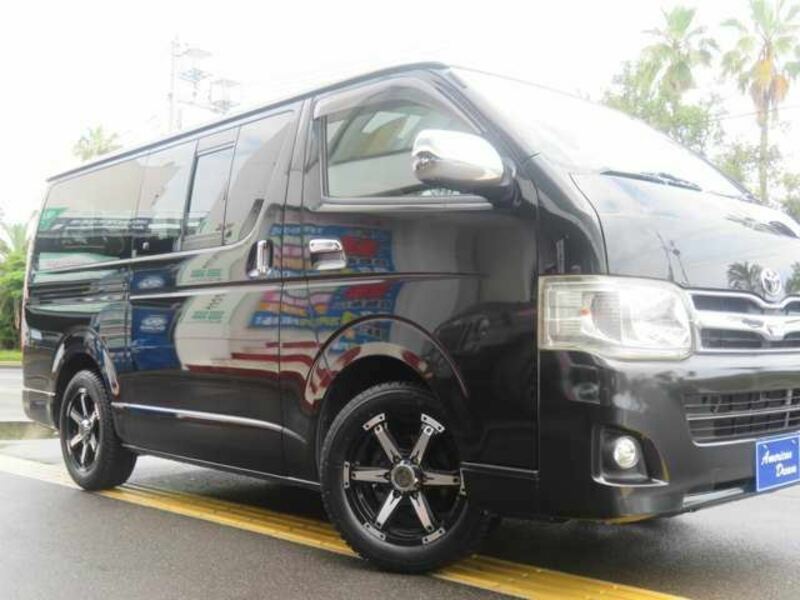 HIACE VAN