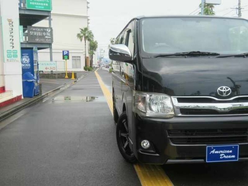 HIACE VAN