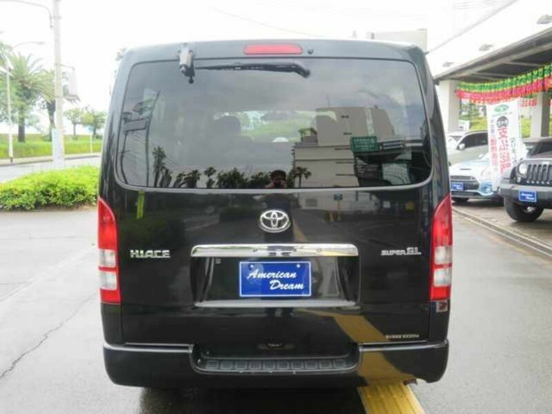HIACE VAN