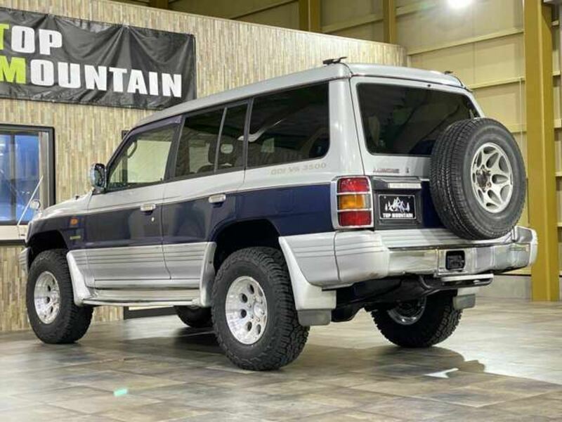 PAJERO