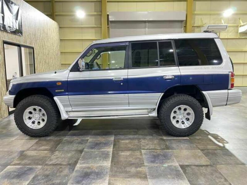 PAJERO