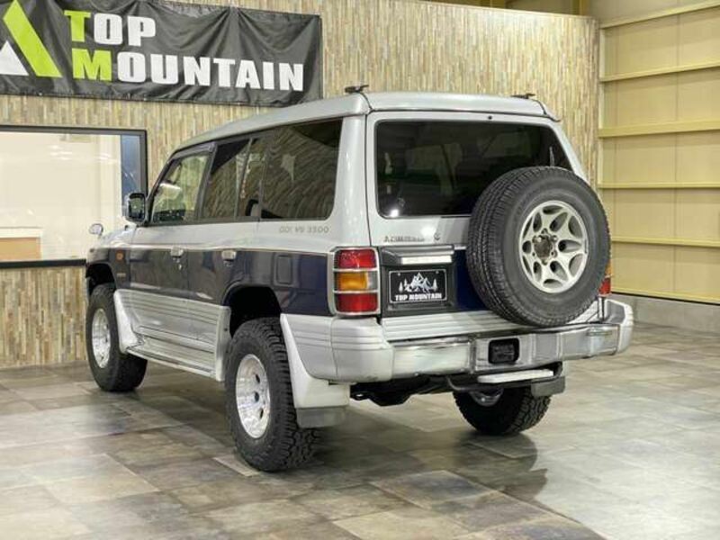 PAJERO