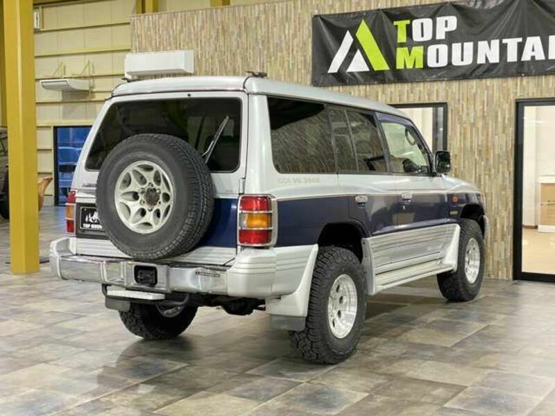 PAJERO