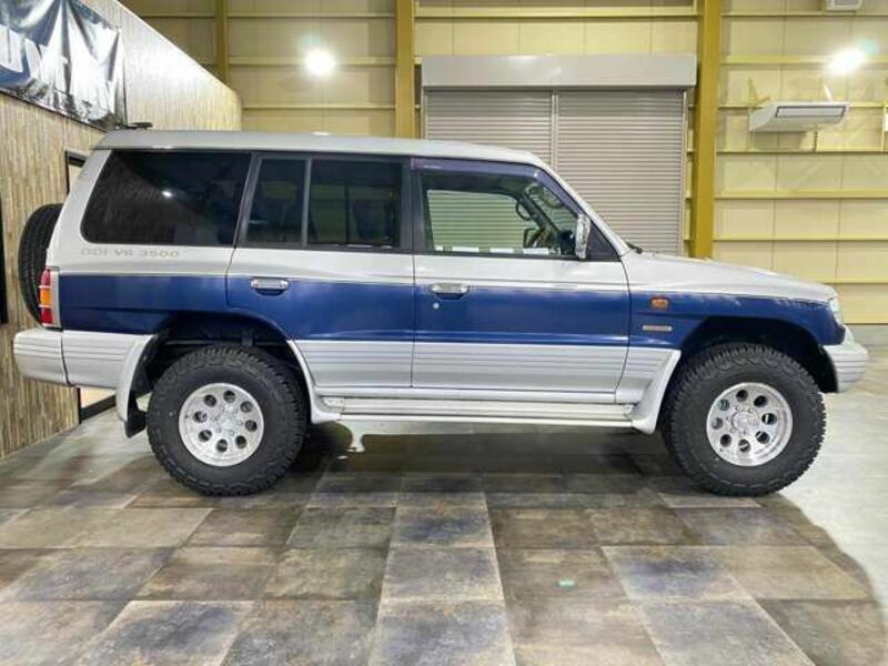 PAJERO