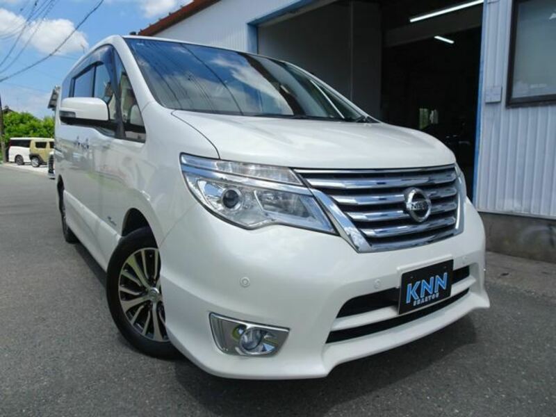 NISSAN SERENA