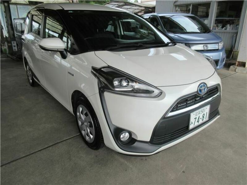 TOYOTA SIENTA