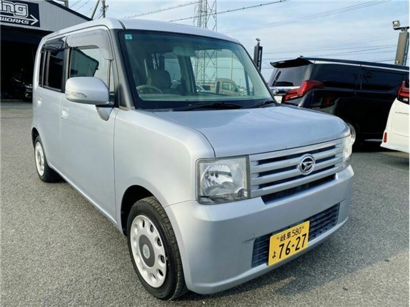 DAIHATSU MOVE CONTE