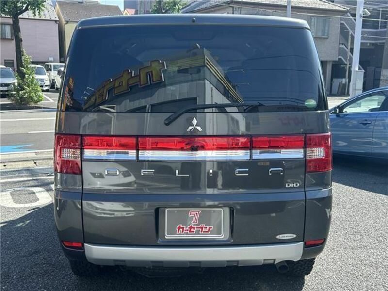 DELICA D5