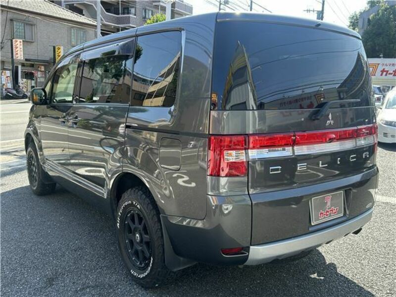 DELICA D5