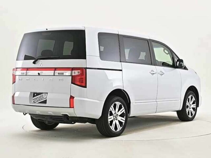 DELICA D5