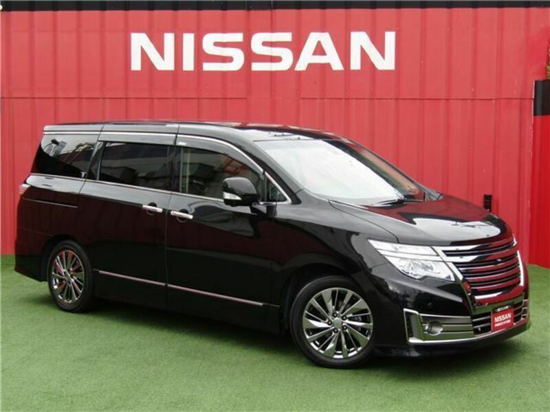 NISSAN ELGRAND