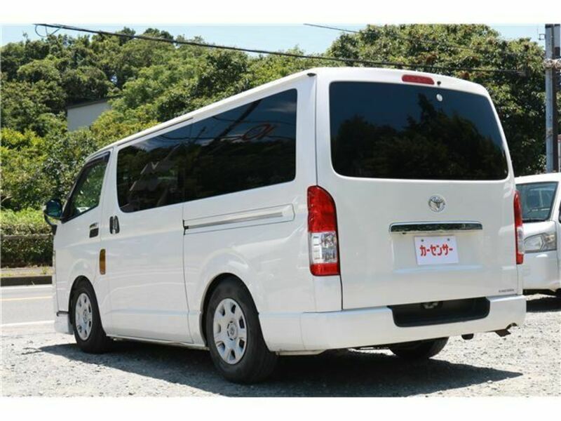 HIACE VAN
