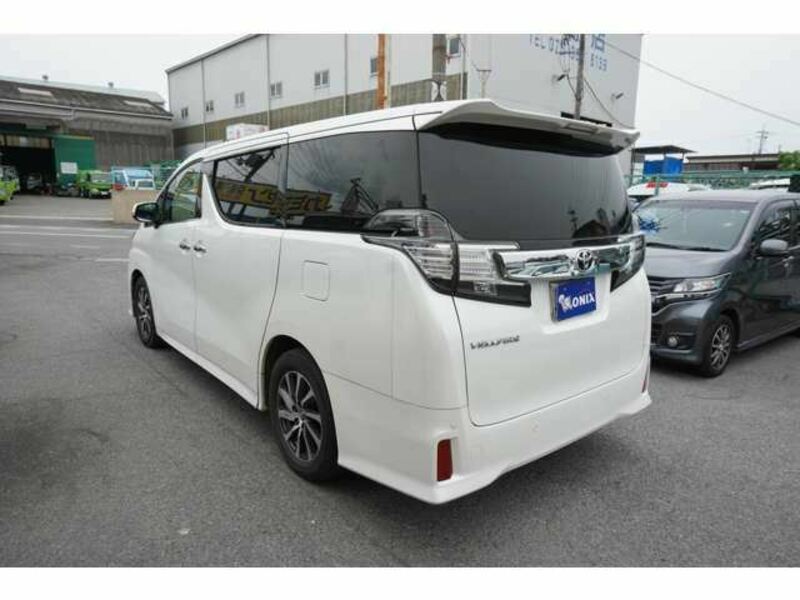 VELLFIRE
