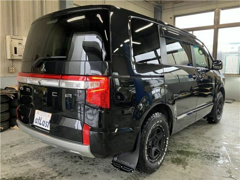 DELICA D5