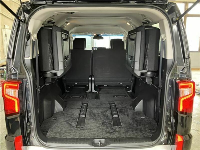 DELICA D5