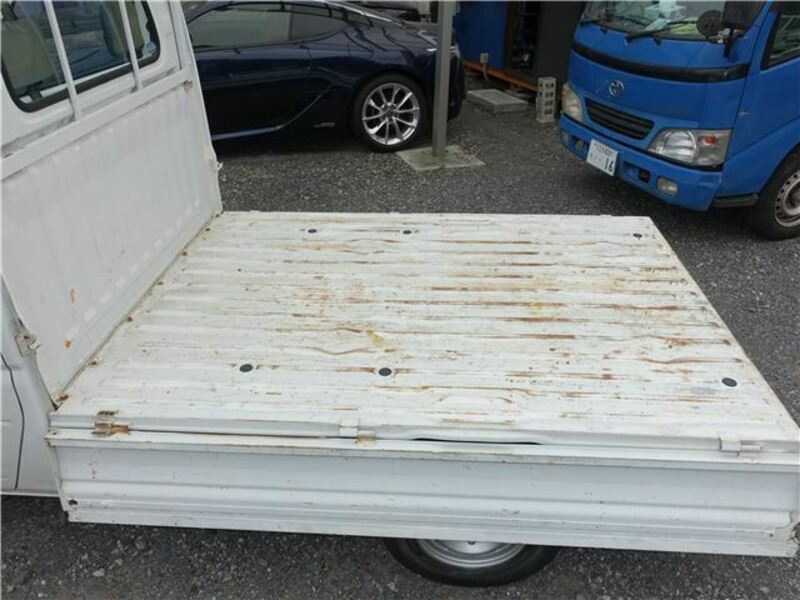 MINICAB TRUCK