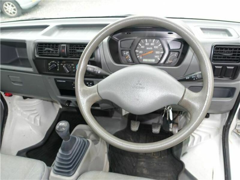 MINICAB TRUCK