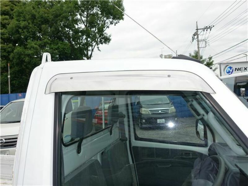 MINICAB TRUCK