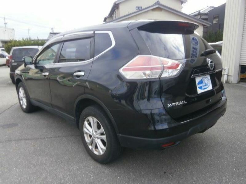 X-TRAIL
