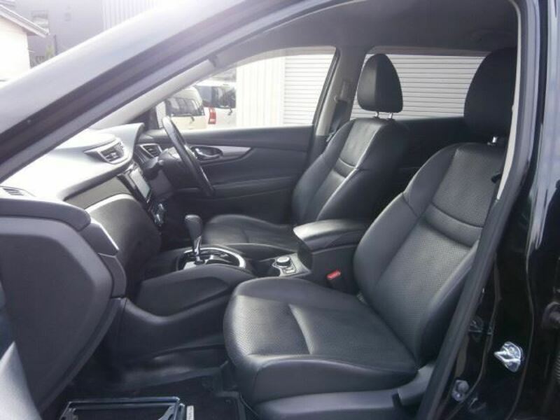 X-TRAIL