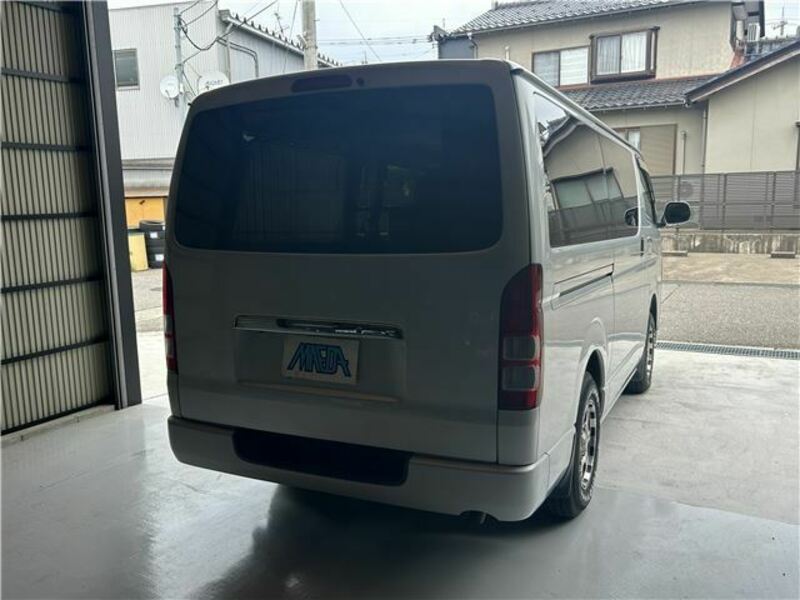 HIACE