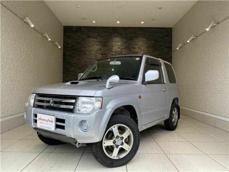 PAJERO MINI-0