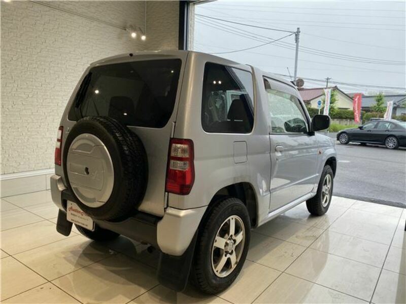 PAJERO MINI