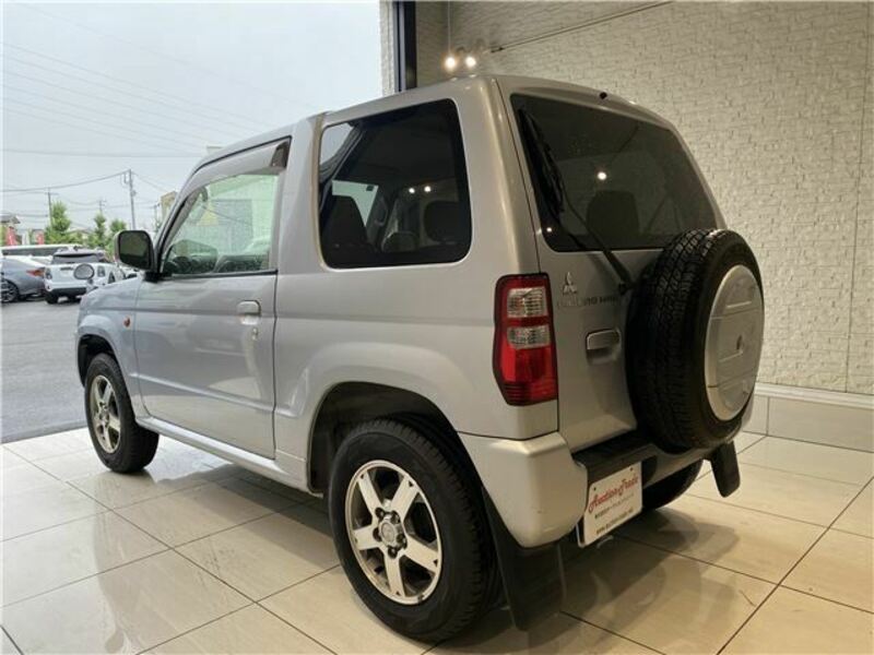 PAJERO MINI