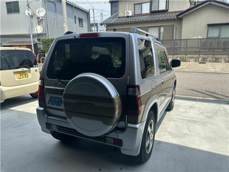 PAJERO MINI