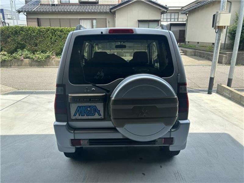 PAJERO MINI