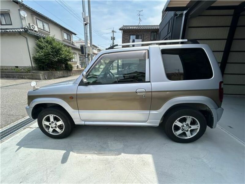 PAJERO MINI