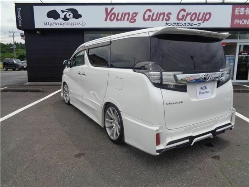 VELLFIRE