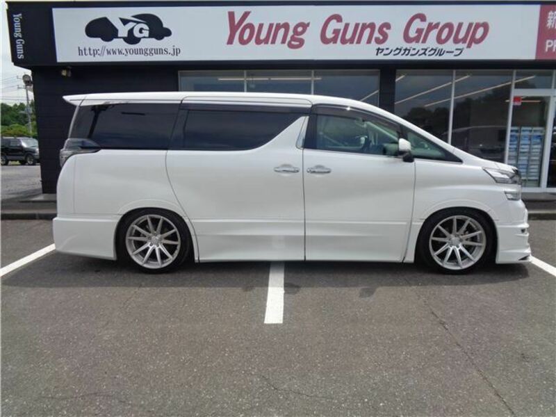 VELLFIRE
