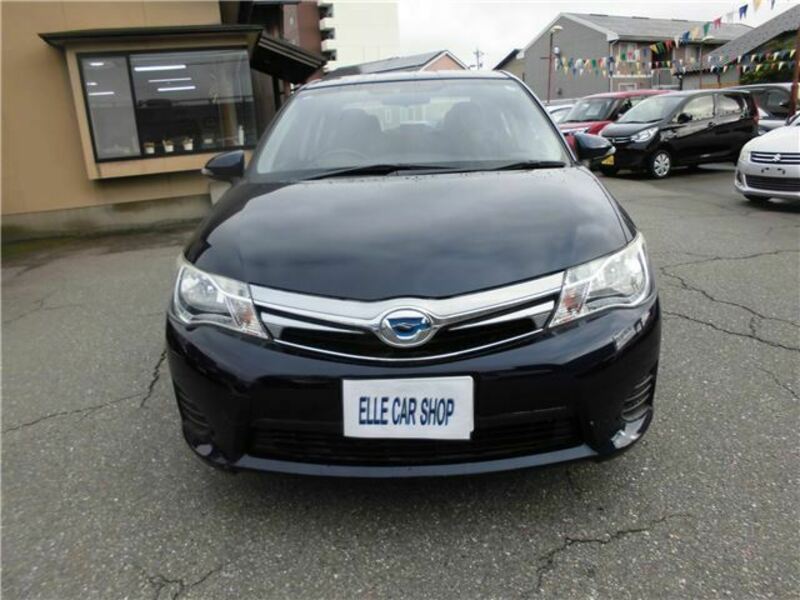 COROLLA AXIO