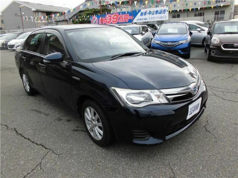 COROLLA AXIO