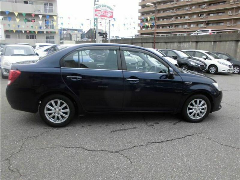 COROLLA AXIO