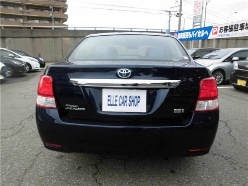 COROLLA AXIO