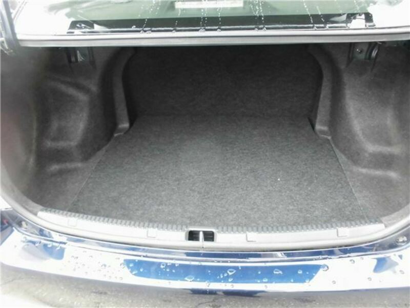 COROLLA AXIO