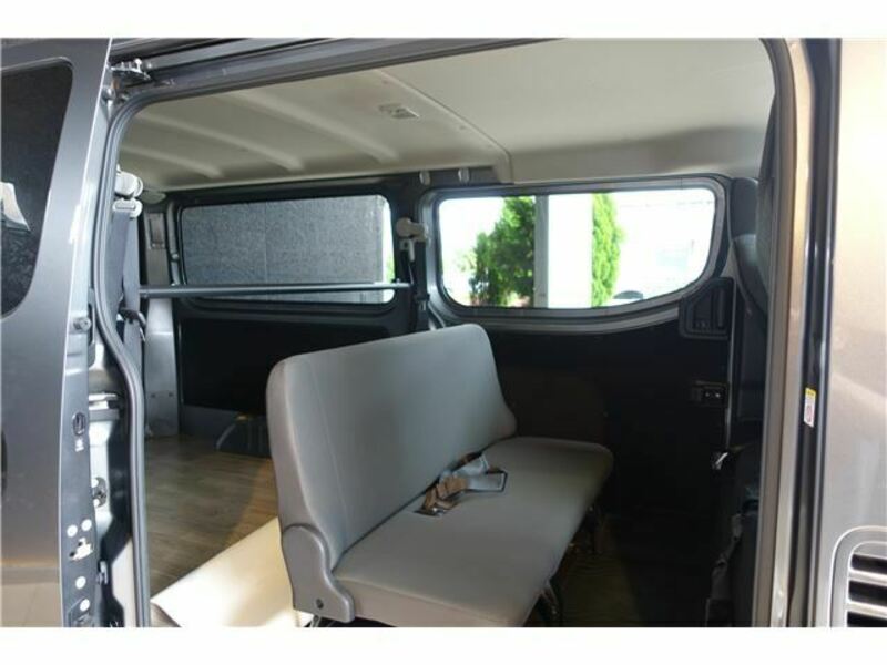 CARAVAN VAN